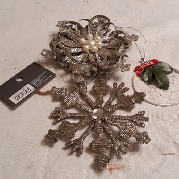 Ornament bundle. - Picture 1 of 6